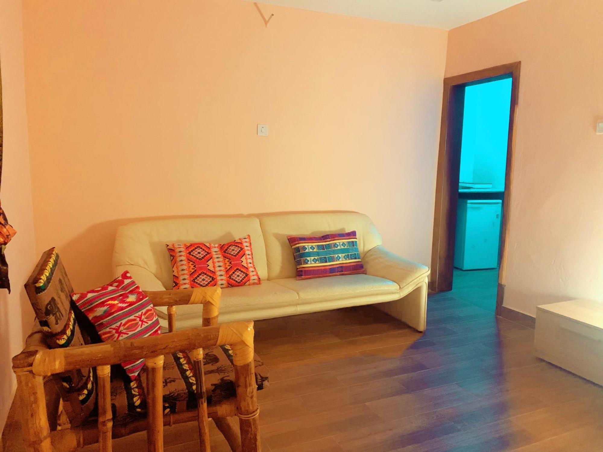 Bajo Kunda - Guesthouse Kololi Zimmer foto